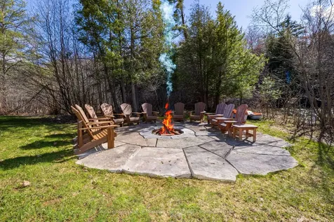 1098 Hemlock Point Road Muskoka Lakes ON P0B 1J0