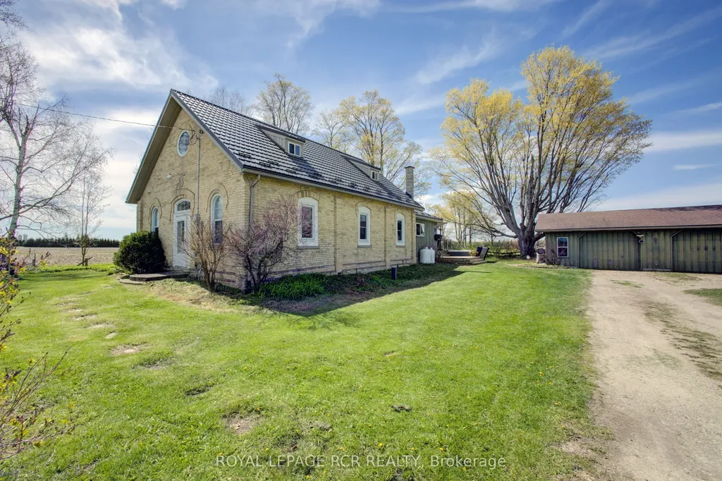 8542 Concession 12 N/a Mapleton ON N0G 2P0