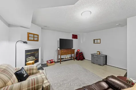 1135 Nellis Street Woodstock ON N4T 1P7