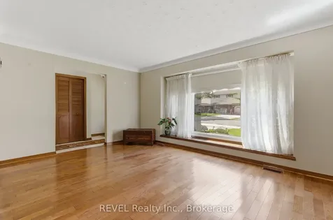 7419 Green Boughs Road Niagara Falls ON L2J 3Y8