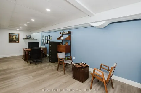 2 Valleyview Court Pelham ON L0S 1E0
