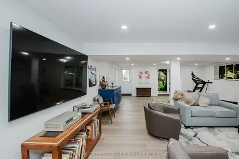 2 Valleyview Court Pelham ON L0S 1E0