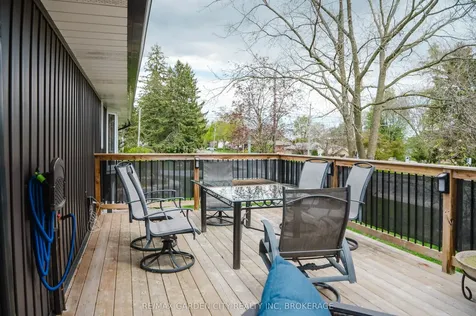 2 Valleyview Court Pelham ON L0S 1E0