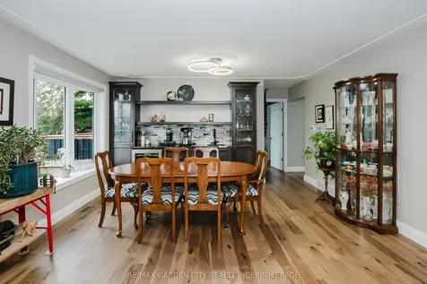 2 Valleyview Court Pelham ON L0S 1E0