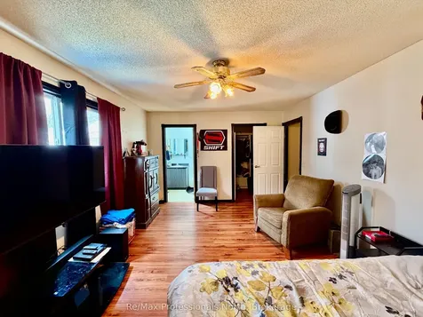 550 Mary Street N Gravenhurst ON P1P 1E8