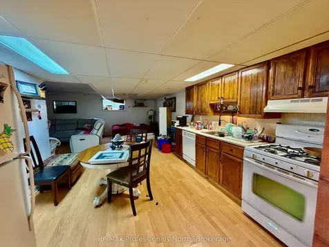 550 Mary Street N Gravenhurst ON P1P 1E8