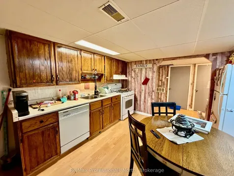 550 Mary Street N Gravenhurst ON P1P 1E8