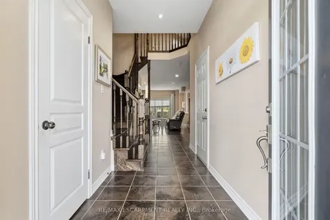 96 Newcombe Road Hamilton ON L9H 0A6