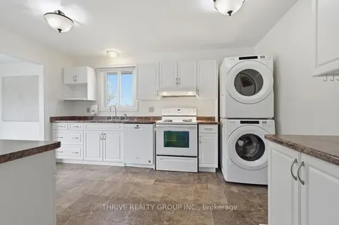 23 Vine Avenue Strathroy-caradoc ON N7G 3V1