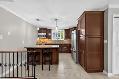 135 Independence Drive Hamilton ON L8W 3C2