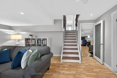 135 Independence Drive Hamilton ON L8W 3C2