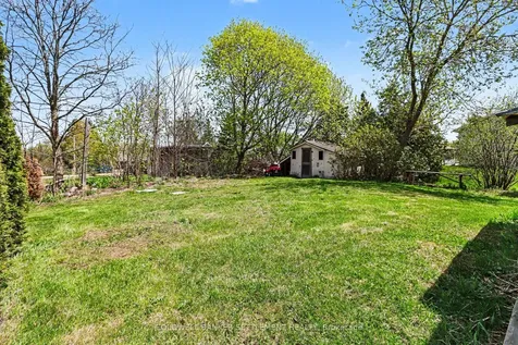 9 Jubilee Street Montague ON K7A 2W9