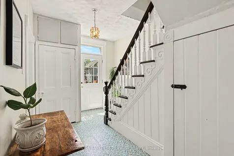 9 Jubilee Street Montague ON K7A 2W9