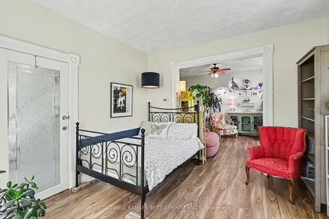 9 Jubilee Street Montague ON K7A 2W9