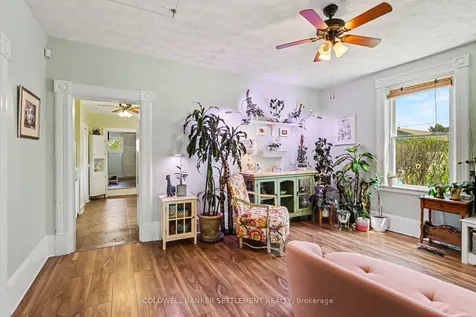 9 Jubilee Street Montague ON K7A 2W9