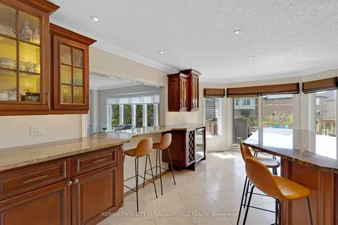 667 Burnett Avenue Cambridge ON N1T 1P1