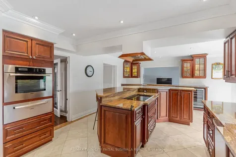 667 Burnett Avenue Cambridge ON N1T 1P1