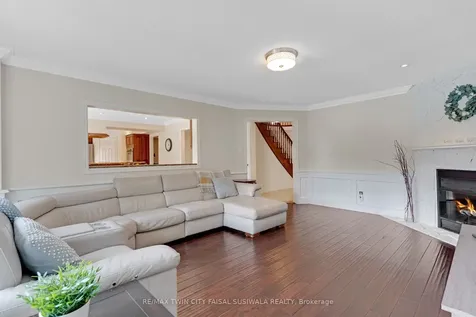 667 Burnett Avenue Cambridge ON N1T 1P1