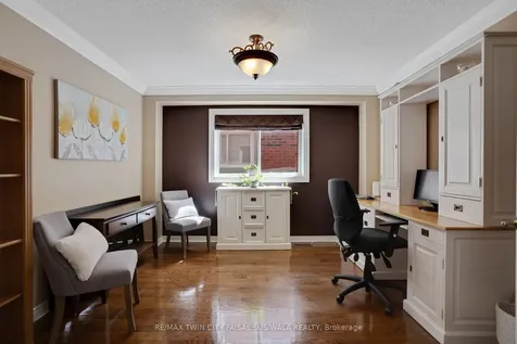 667 Burnett Avenue Cambridge ON N1T 1P1