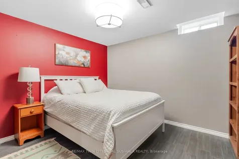 667 Burnett Avenue Cambridge ON N1T 1P1