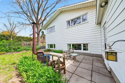 189 Banning Road Kanata ON K2L 1C5