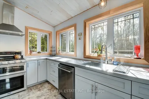 1404 Hybla Road Hastings Highlands ON K0L 1C0