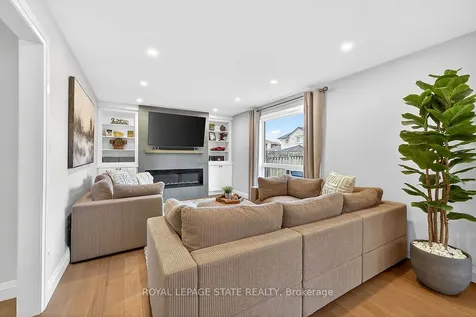 9 Ben Tirran Crescent Hamilton ON L8G 4V8
