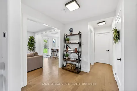9 Ben Tirran Crescent Hamilton ON L8G 4V8