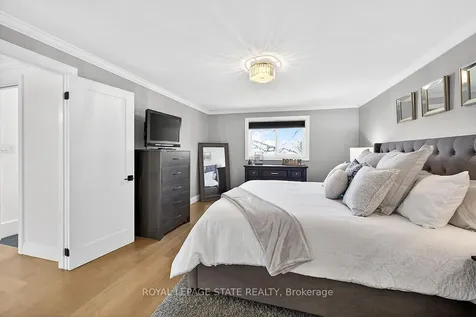 9 Ben Tirran Crescent Hamilton ON L8G 4V8