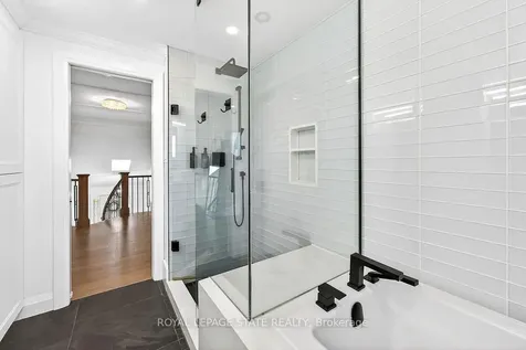 9 Ben Tirran Crescent Hamilton ON L8G 4V8
