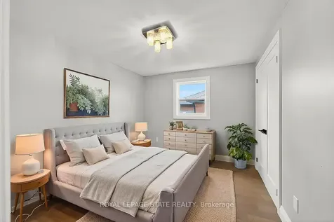 9 Ben Tirran Crescent Hamilton ON L8G 4V8