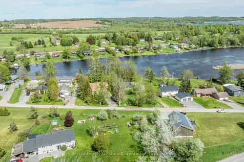 17 Bayview Drive Kawartha Lakes ON K9J 6X3