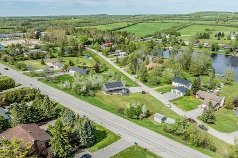 17 Bayview Drive Kawartha Lakes ON K9J 6X3