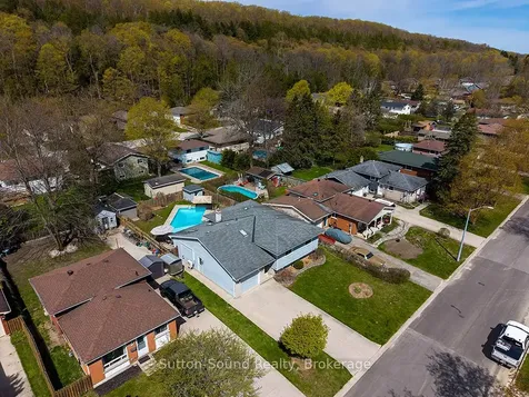 210 5th A Avenue W Owen Sound ON N4K 6G8