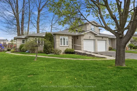 20 Pinegrove Court Belleville ON K8N 5X9