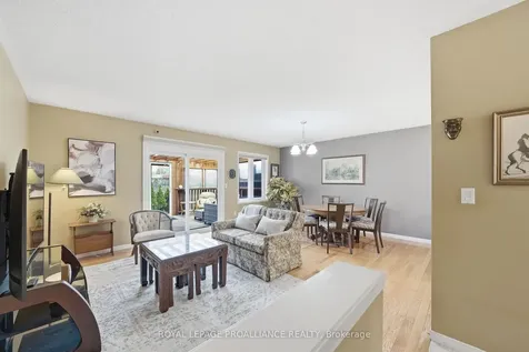 20 Pinegrove Court Belleville ON K8N 5X9