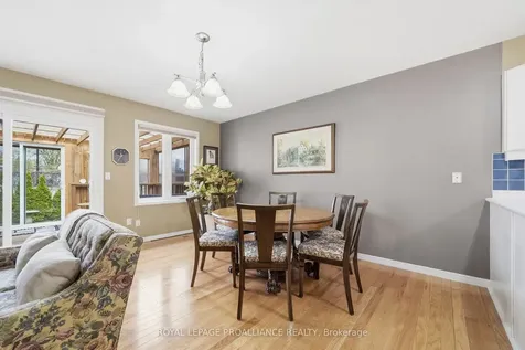 20 Pinegrove Court Belleville ON K8N 5X9