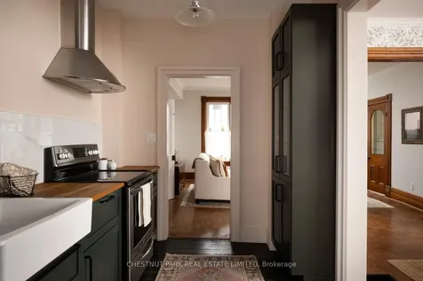 16 Johnson Street Prince Edward County ON K0K 2T0