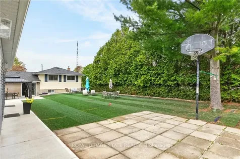 183 Sunnyridge Road Hamilton ON L0R 1R0