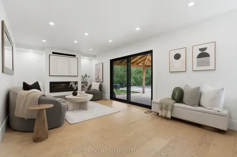 16 Bannisdale Way Hamilton ON L0R 1H2