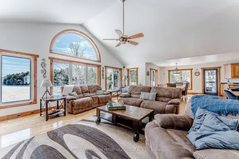 1070 South Ril Lake Road Lake Of Bays ON P0B 1A0
