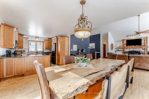 1070 South Ril Lake Road Lake Of Bays ON P0B 1A0