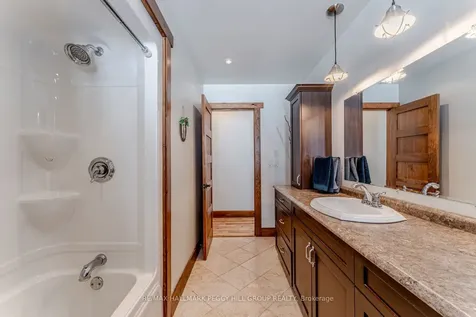 1070 South Ril Lake Road Lake Of Bays ON P0B 1A0