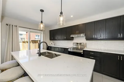 22 Spring Creek Drive Hamilton ON L0R 2H8