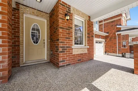 22 Spring Creek Drive Hamilton ON L0R 2H8