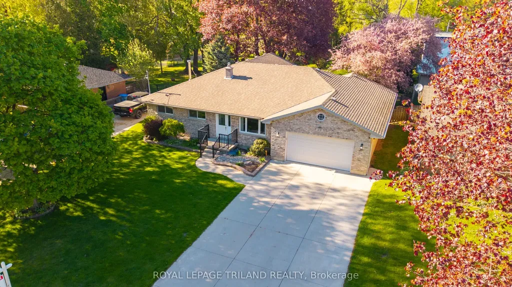 25 Pannell Lane Strathroy-caradoc ON N7G 2C6
