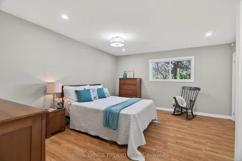 25 Pannell Lane Strathroy-caradoc ON N7G 2C6
