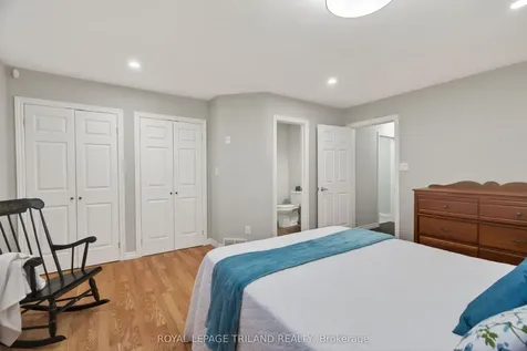 25 Pannell Lane Strathroy-caradoc ON N7G 2C6
