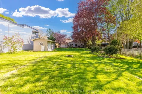 25 Pannell Lane Strathroy-caradoc ON N7G 2C6