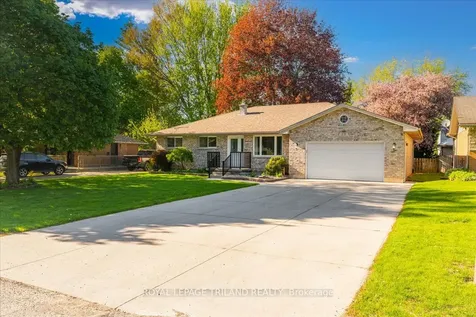 25 Pannell Lane Strathroy-caradoc ON N7G 2C6